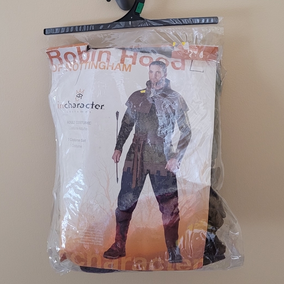 Robin Hood Costume - Picture 1 of 8
